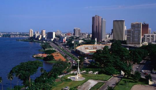 Why I Love Abidjan (And Why You Will Too!) 🌆❤️